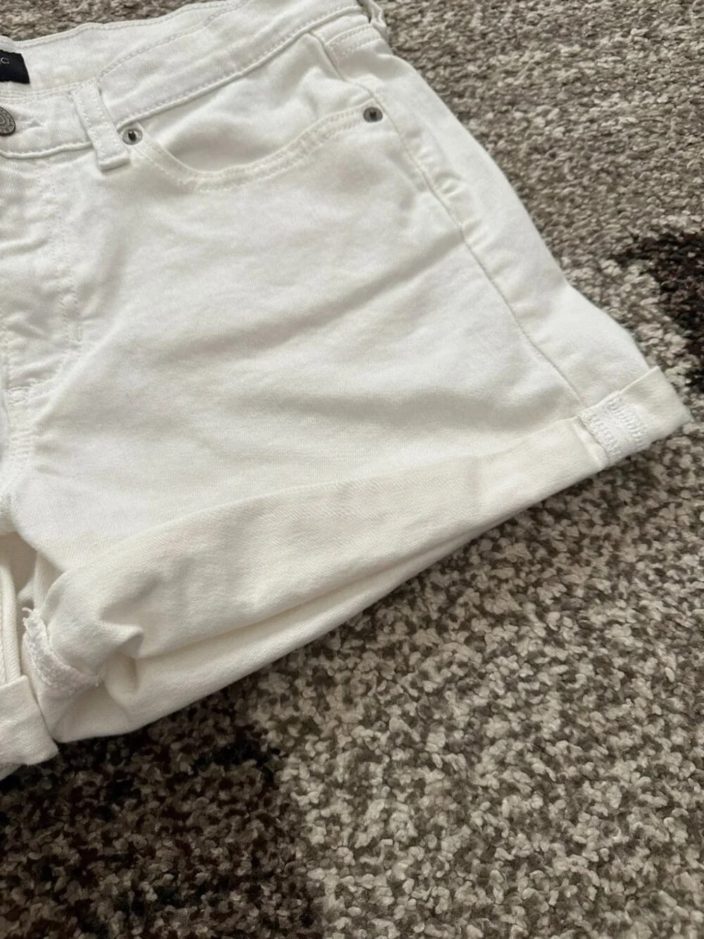 BANANA REPUBLIC (6) White Denim Shorts 3.5
